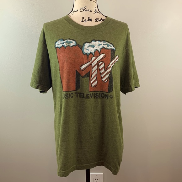 Old Navy Collectabilitees Totally Classics Vintage Style MTV Tee NWOT - Picture 6 of 7